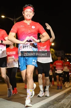 Runner Photo 1766738