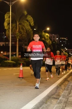 Runner Photo 1766814