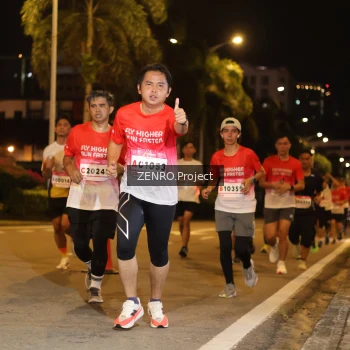 Runner Photo 1766872