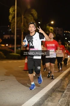 Runner Photo 1766946