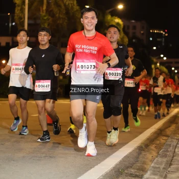 Runner Photo 1766951