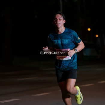 Runner Photo 1766966