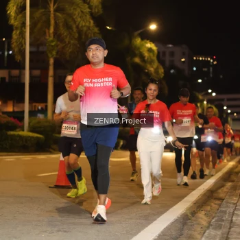 Runner Photo 1767055