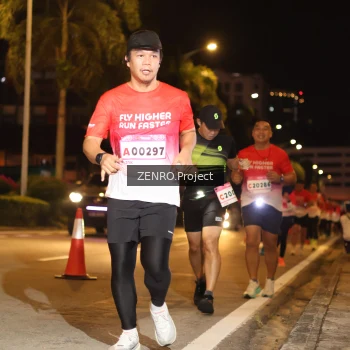 Runner Photo 1767080