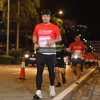 Runner Photo 1767119