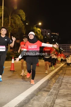 Runner Photo 1767164