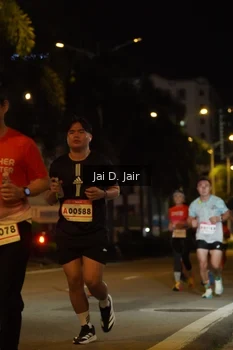 Runner Photo 1767359