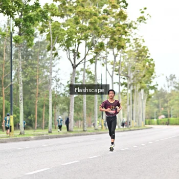 Runner Photo 1767380