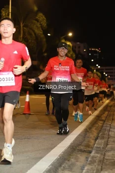 Runner Photo 1767382