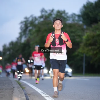Runner Photo 1767425