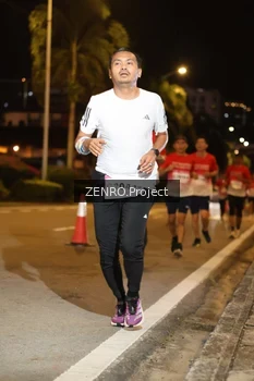 Runner Photo 1767617