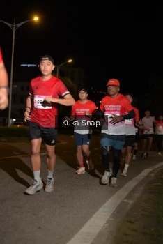 Runner Photo 1767623