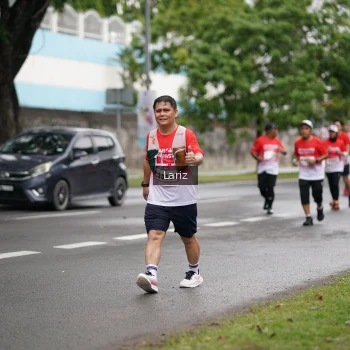 Runner Photo 1767663