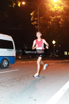 Runner Photo 1767742