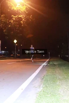 Runner Photo 1767761