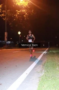 Runner Photo 1767812