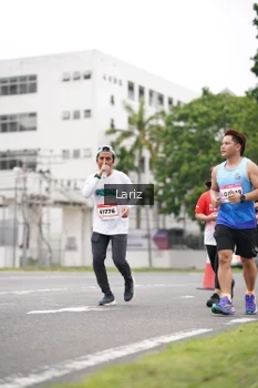 Runner Photo 1767997