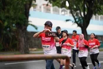 Runner Photo 1768044