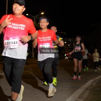 Runner Photo 1768082