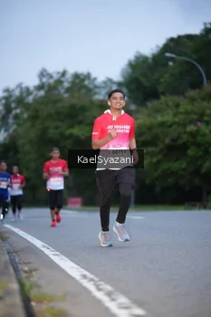 Runner Photo 1768107