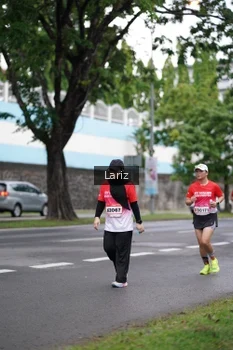 Runner Photo 1768119