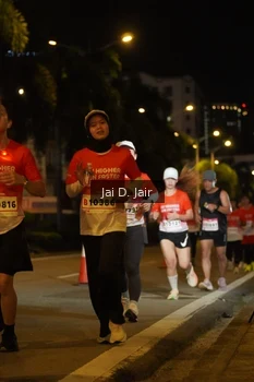 Runner Photo 1768128