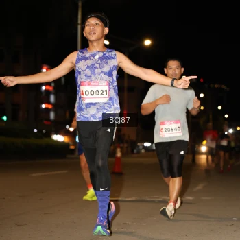 Runner Photo 1768184