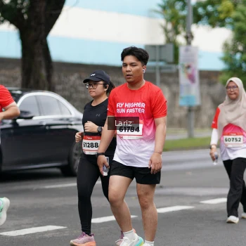 Runner Photo 1768219
