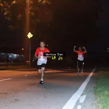 Runner Photo 1768292