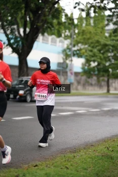 Runner Photo 1768323