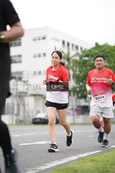 Runner Photo 1768376