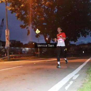 Runner Photo 1769103