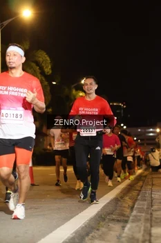 Runner Photo 1769574