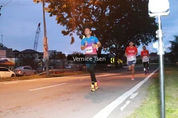 Runner Photo 1769597