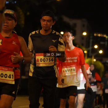 Runner Photo 1770125