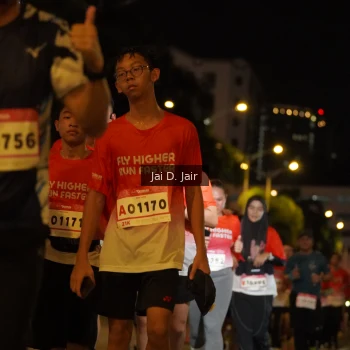 Runner Photo 1770170