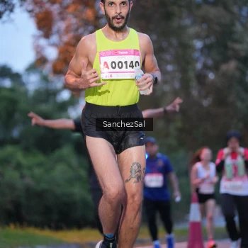 Runner Photo 1770185