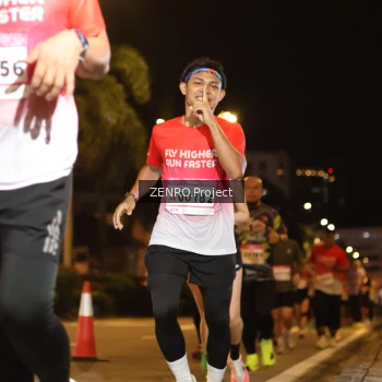 Runner Photo 1770207