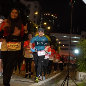 Runner Photo 1770212
