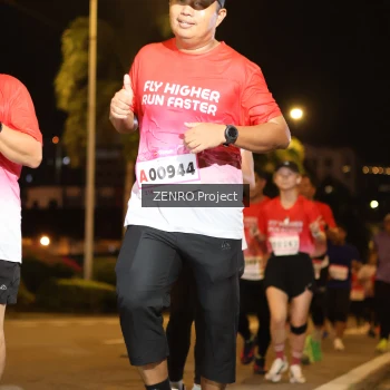 Runner Photo 1770284