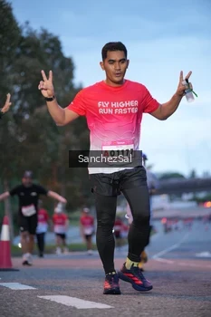 Runner Photo 1770295