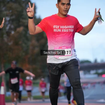 Runner Photo 1770312