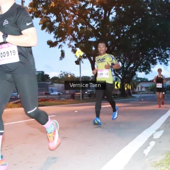 Runner Photo 1770323