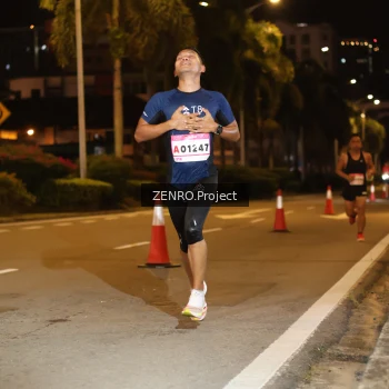 Runner Photo 1770420