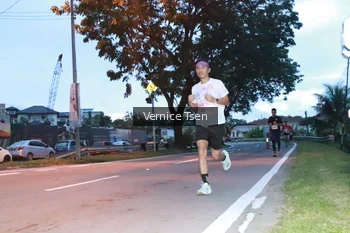 Runner Photo 1770473