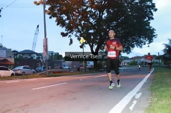 Runner Photo 1770555