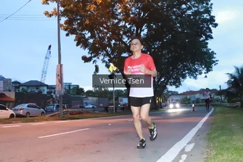 Runner Photo 1770586