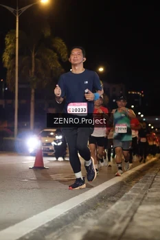 Runner Photo 1770601