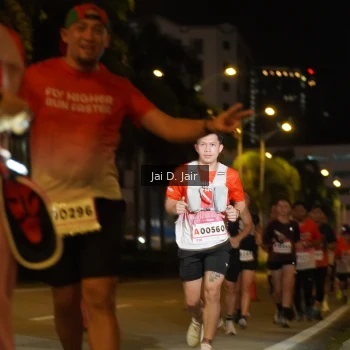 Runner Photo 1770610