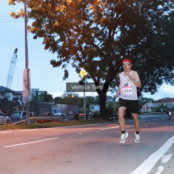 Runner Photo 1770616